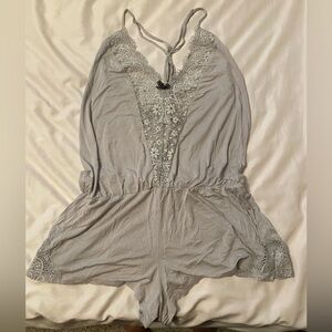 Like New Beautiful Lace VS Romper